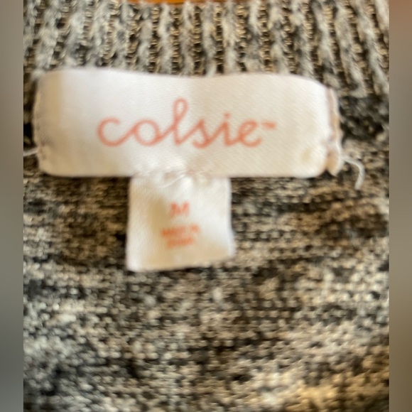 Colsie lightweight gray, black and cream crew neck sweater size Medium - Picture 2 of 6